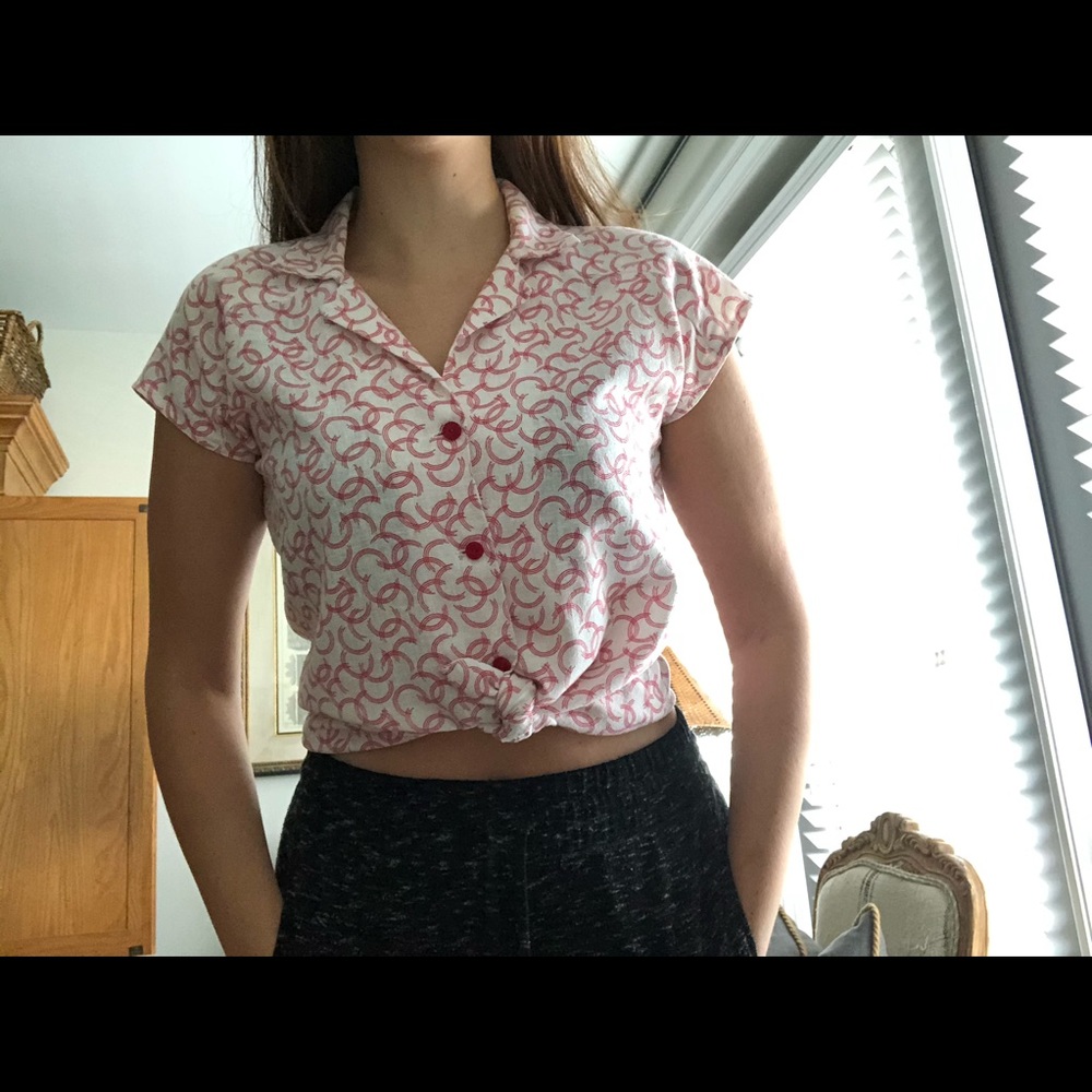 Vintage red and white button down capped sleeve